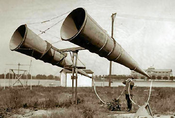 Early listening device (1)